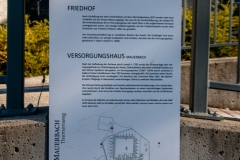 Schild Versorgungshaus Friedhof Mauerbach
